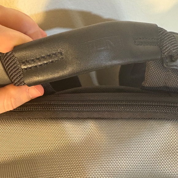 🎒 TUMI Voyage Backpack | Gray & Black with Orange Accents - Picture 12 of 16